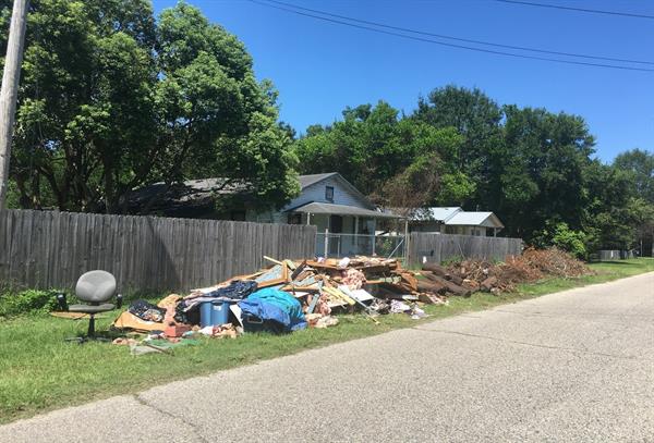 Englewood/Ebonwood Cleanup Before 1