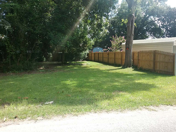 The clean curbside after items were picked up during the Aug. 15 Brownsville/Englewood Neighborhood Cleanup.