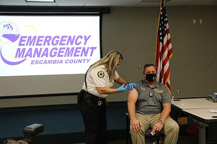 Eric Gilmore - Crystal Dirks Eric Gilmore - Crystal Dirks