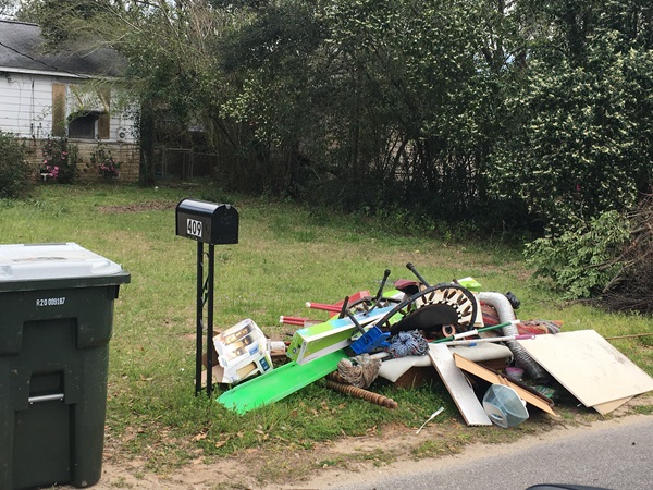 Ebonwood Cleanup Curbside Ebonwood Cleanup Curbside