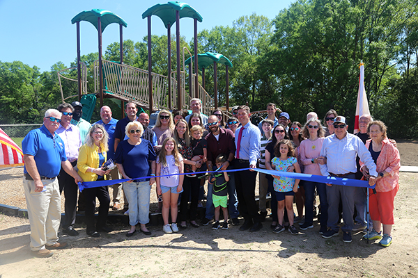 Jennings-Gonzalez Park Ribbon Cutting