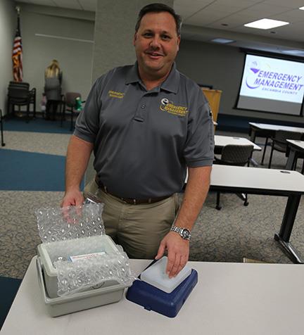 ModernaVaccineArrival- EM-Eric Gilmore ModernaVaccineArrival- EM-Eric Gilmore