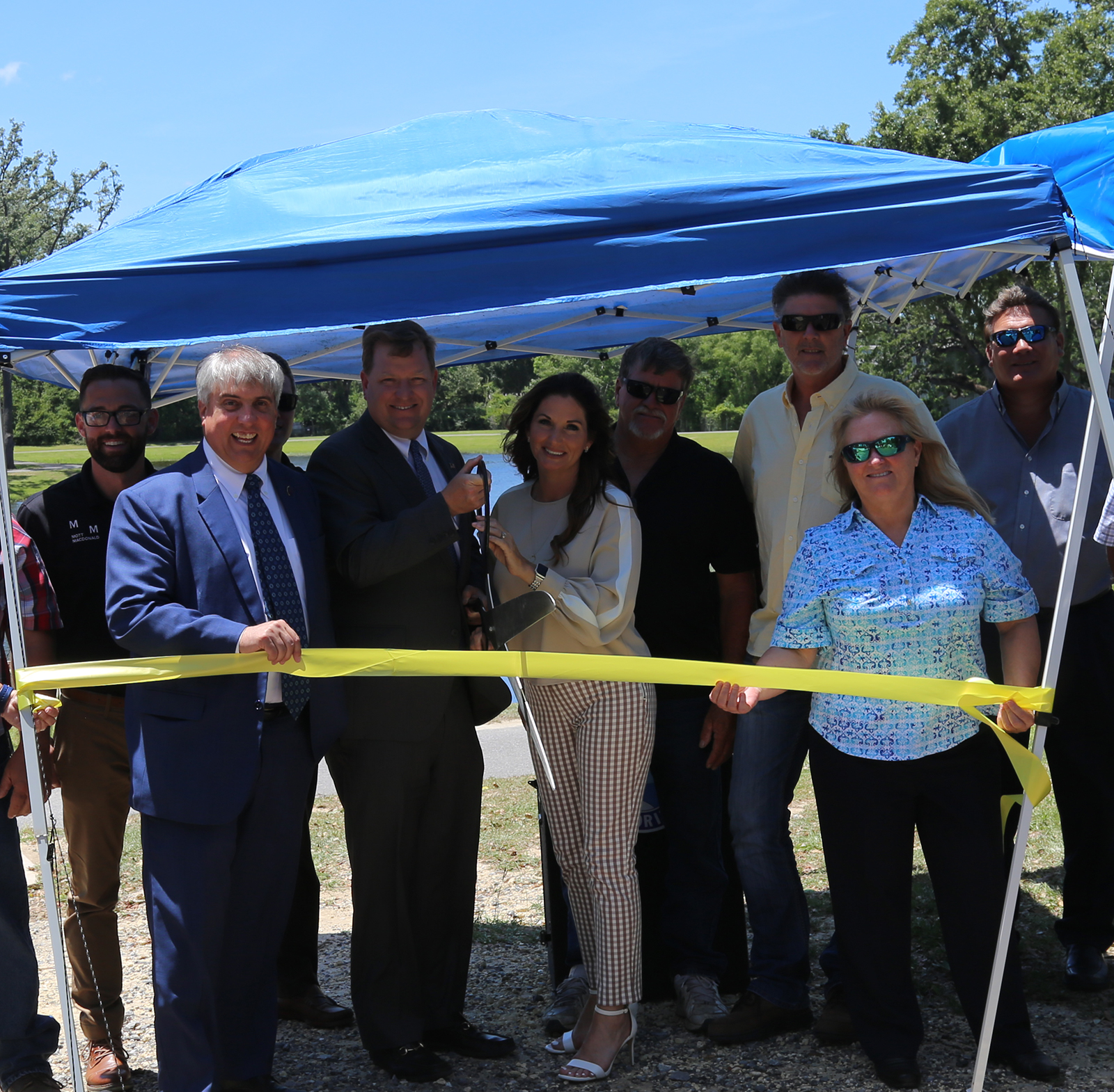 Ribbon Cutting-Mayor-CommissionerBender-RepSalzman