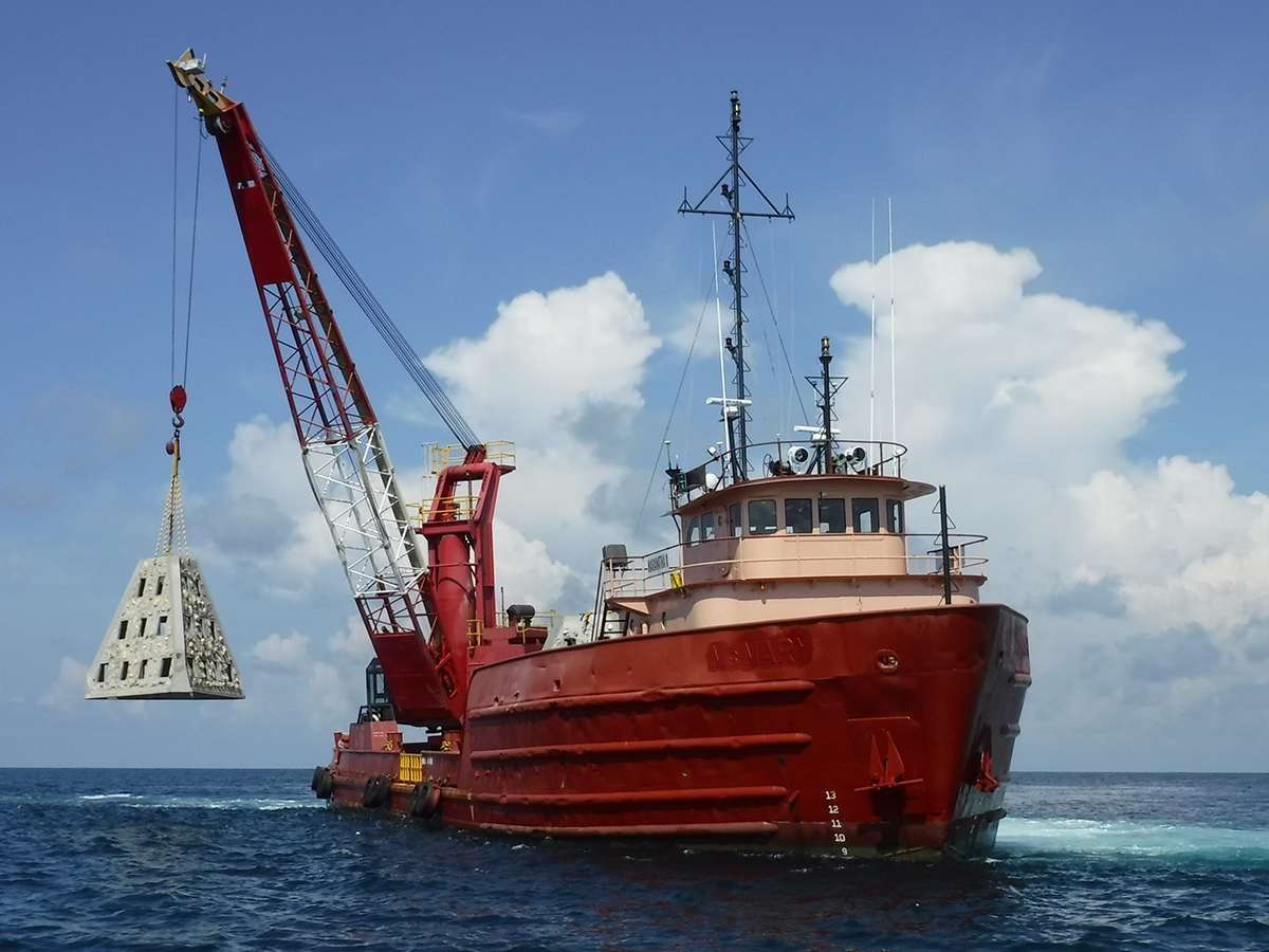 Phase 2 reefing in Escambia South-East Reef site