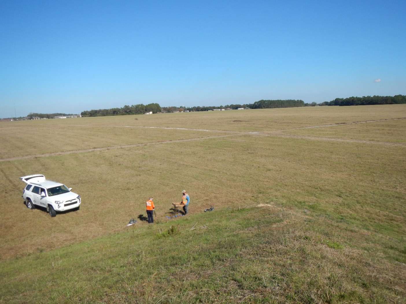 SEARCH field team conducting a cultural resources assessment survey at NOLF 8